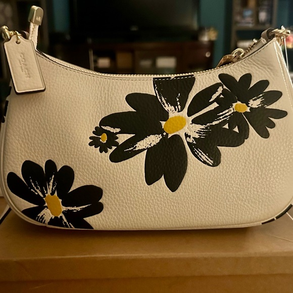 Coach Teri Shoulder Bag Crossbody Purse With Floral Print - Picture 4 of 16